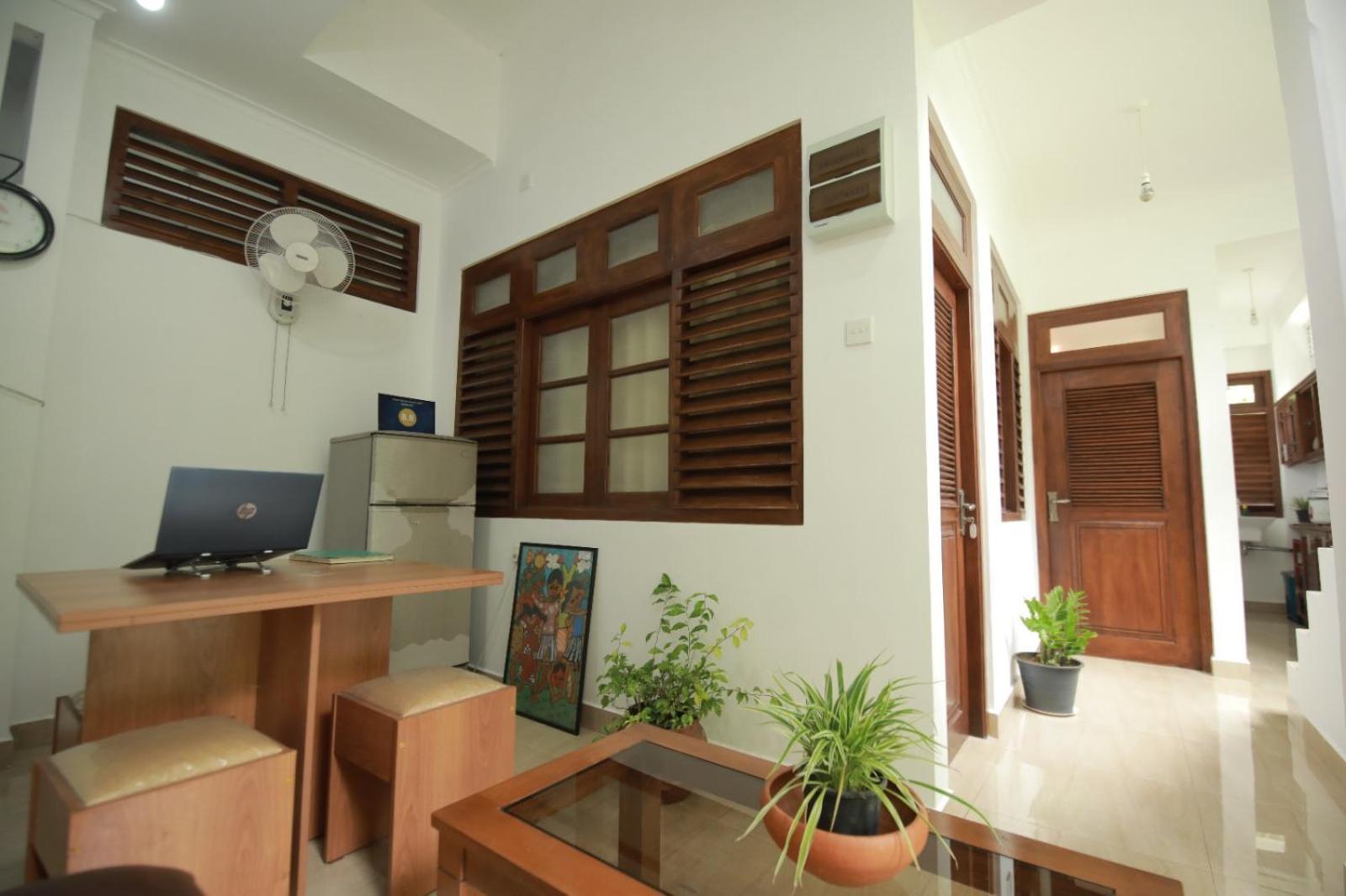 Renuka Inn Канді Екстер'єр фото